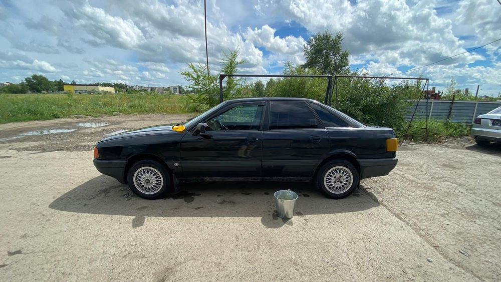 Продам ауди 80б3