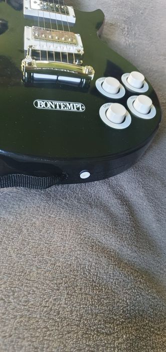 Електрическа детска рок китара с батерии