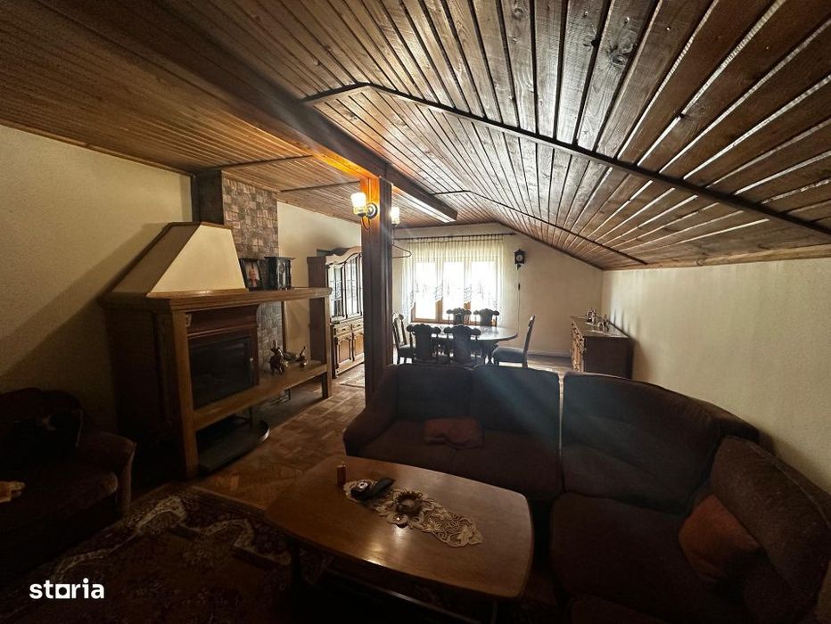 Apartament 3 camere in vila, 114 mp | Curte | Sinaia