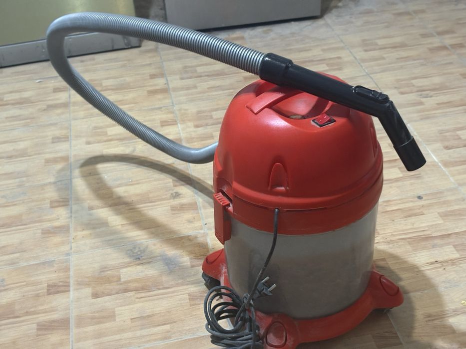 Сторительный пылесос