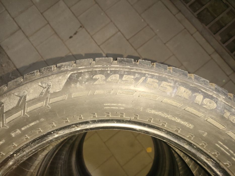 Продам б/у резину шипованную