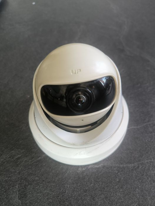 180° IP камера Hikvision DS-2CD2345G0P-I 4MPx