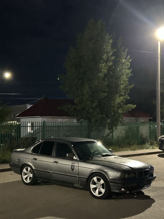BMW 525, E34 1991 года 2.5 без ванос