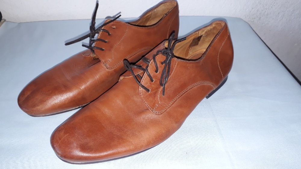 мъжки обувки светло кафяви