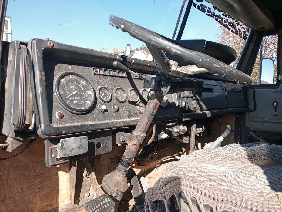 Продам Камаз 54112