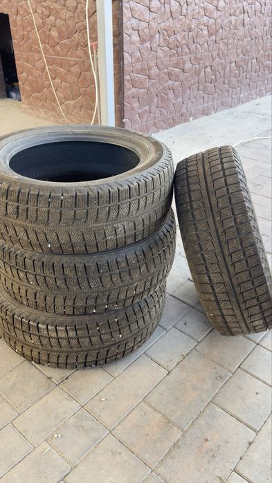 Продам зимные шины R17
