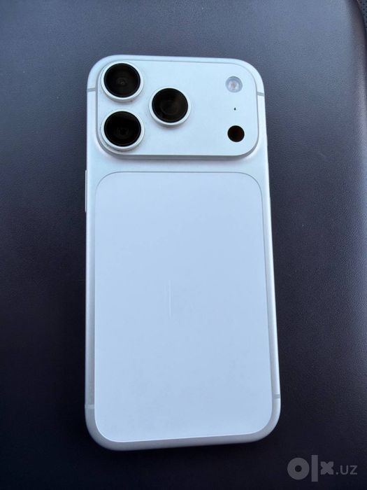 iphone 17 pro продам свой в отличном состоянии