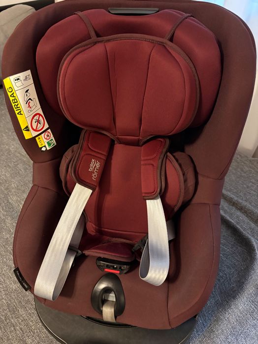 Scaun auto Britax Romer Dualfix I size cu insert nou nascut