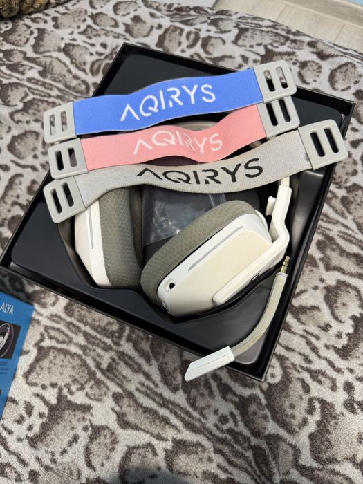 Casti Aqirys Wireless