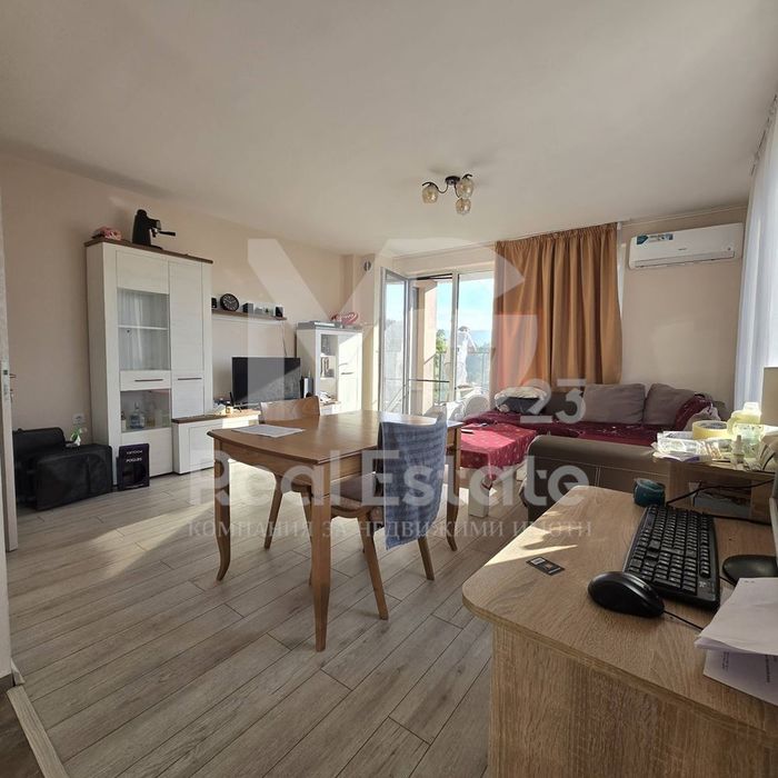 Продава се Тристаен апартамент в Пловдив, Тракия - 109 кв.м за 1926 €/кв.м - Снимка #1