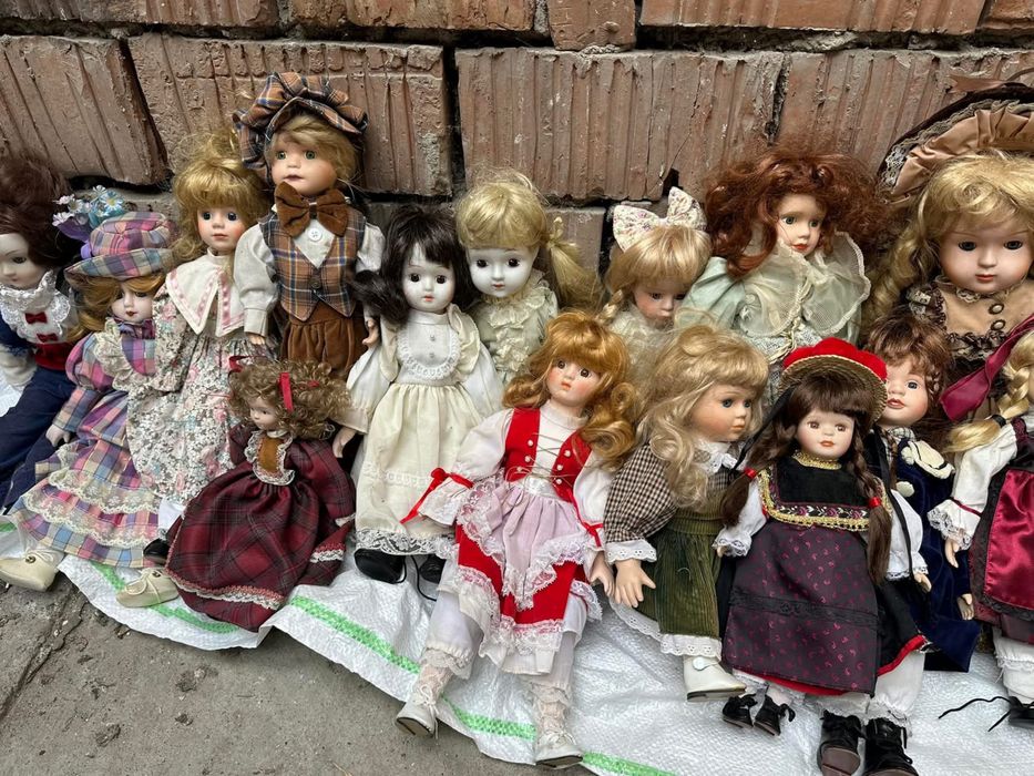 Papusi porelan de vanzare foarte frumoase