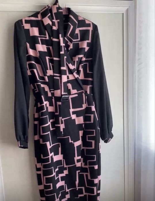 Шикарное вечернее платье