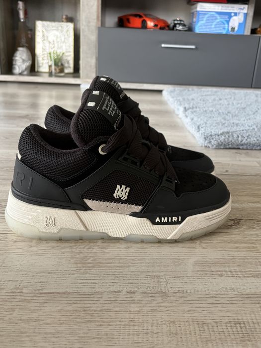 Amiri ma 1 noi