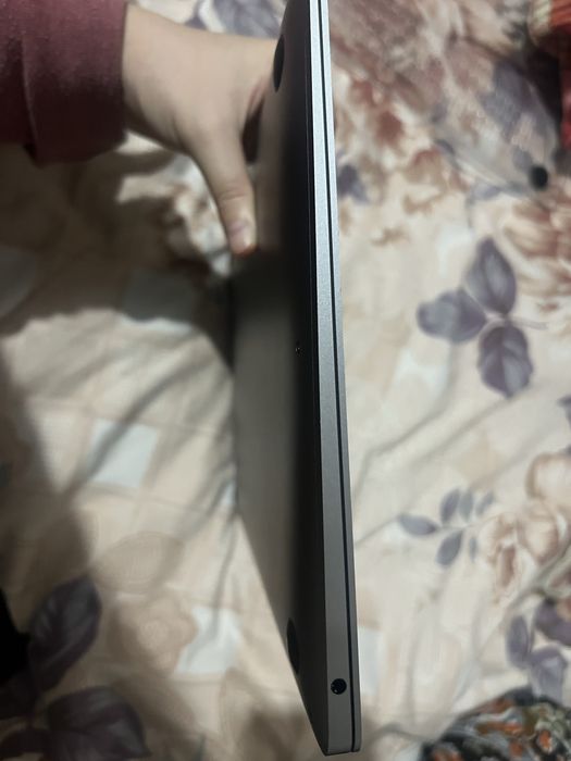 Macbook “Air 13”