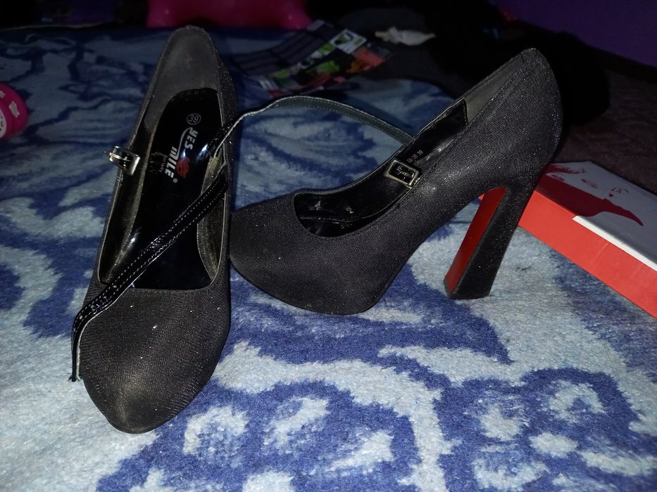 Pantofi dama cu toc inalt