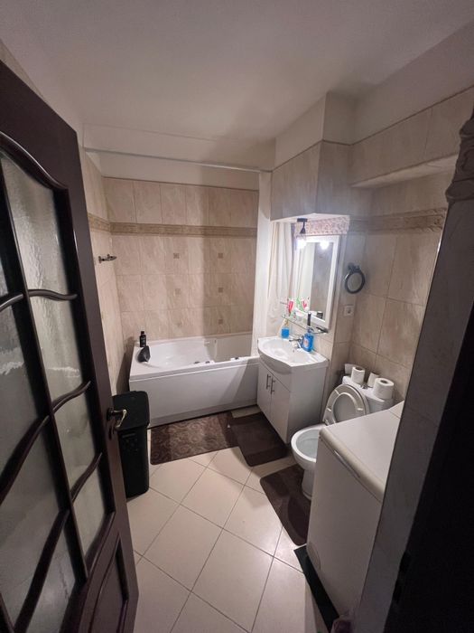 Apartament pentru inchiriat