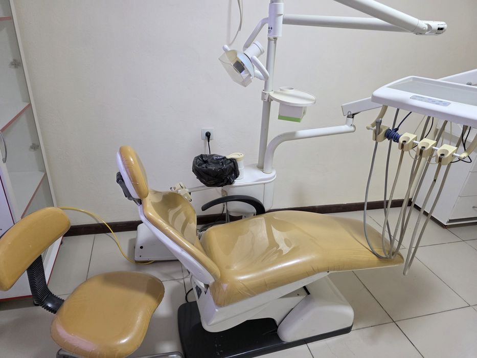 Стоматологическое кресло