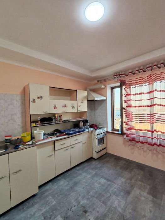 Продается квартира в городе Янгиюле.