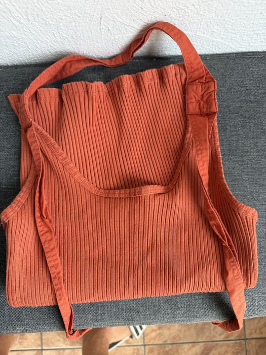 Top cu spatele gol Zara