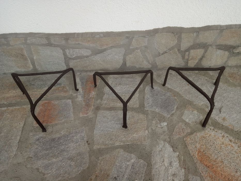 Ченгел,куки за месо.. Саджак.Аптечка-2 броя.