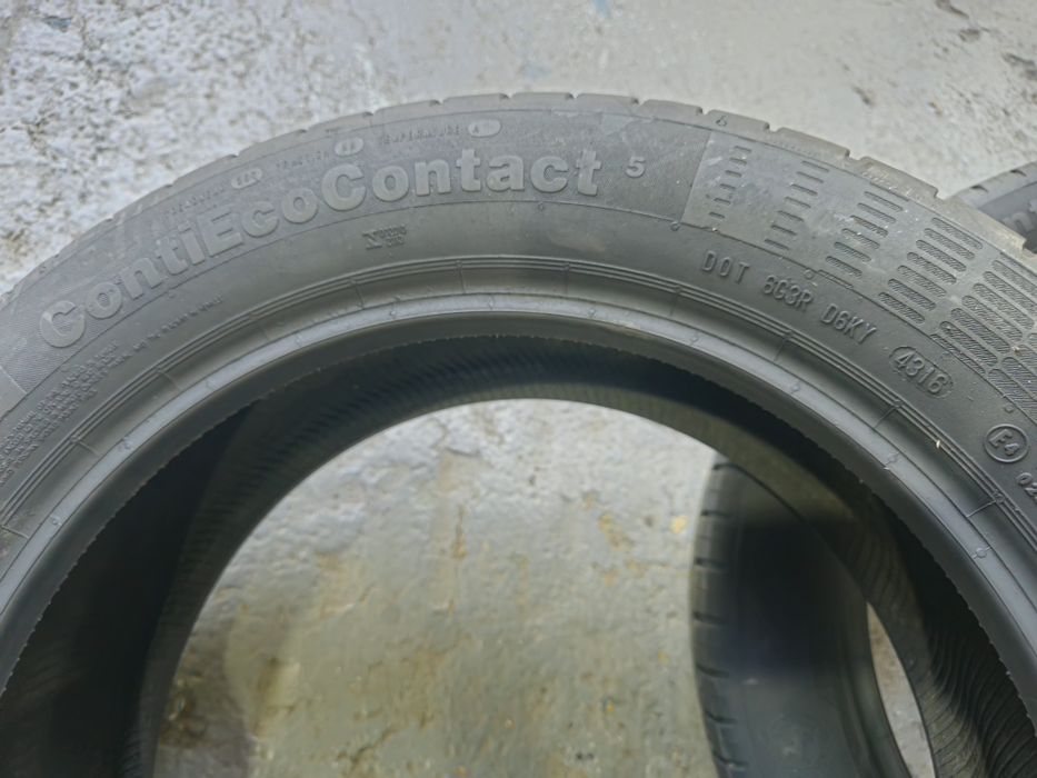 215 55 17 vara continental