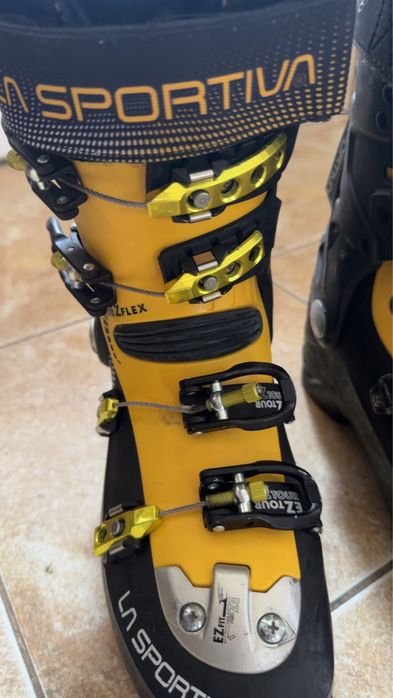 Clăpari ski tură La Sportiva (skimo) – stare bună