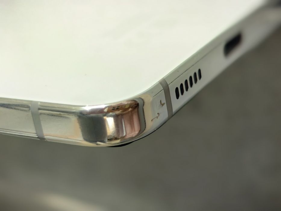 Л! Samsung Z Flip 5 8/256 Перфектен