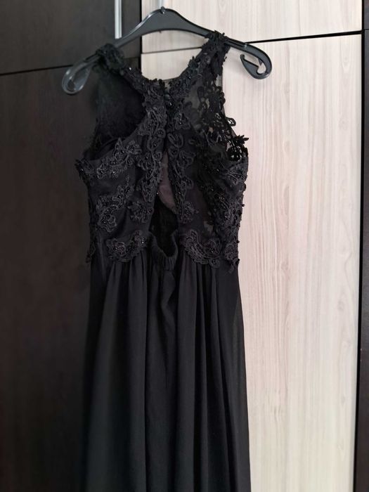 Продавам официална рокля