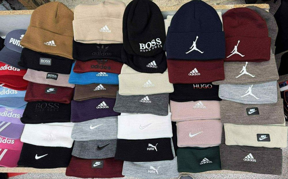 Fesuri unisex emblema cusută