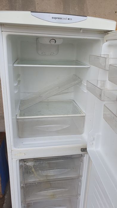 Холодильник сатылады