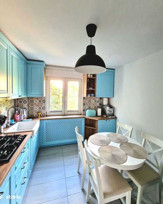 Apartament 3 camere, 68 mp, decomandat, renovat