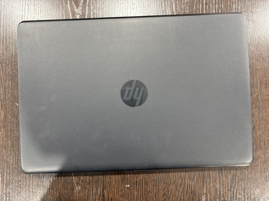 HP 15-ra047ur.