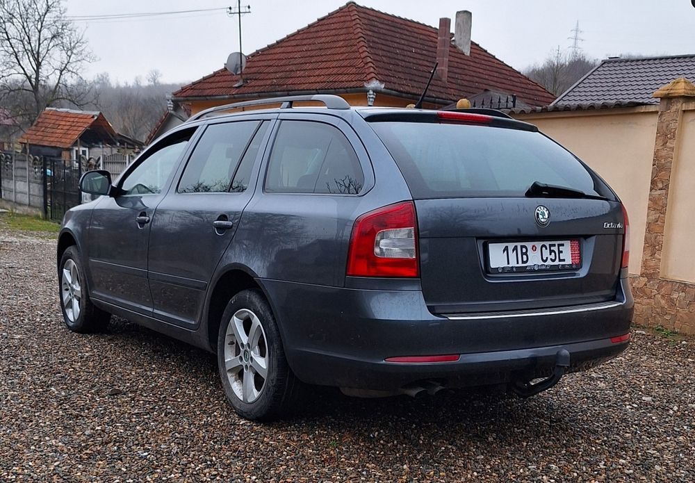 Skoda Octavia/4X4 DIESEL / Cârlig remorcare