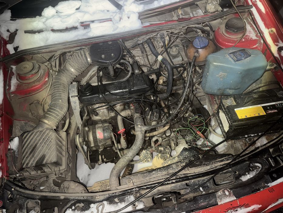 Двигатель по частям 1.8 обьем