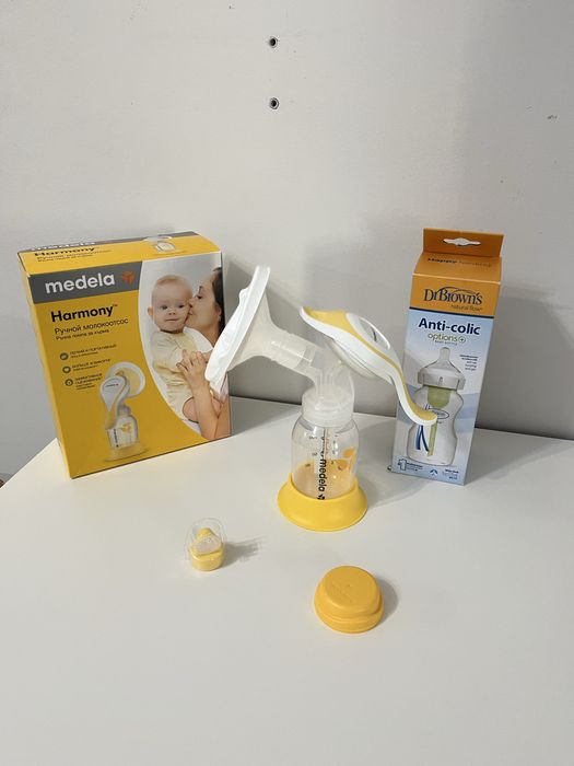 Нова Medela Harmony Ръчна помпа за кърма + Подарък