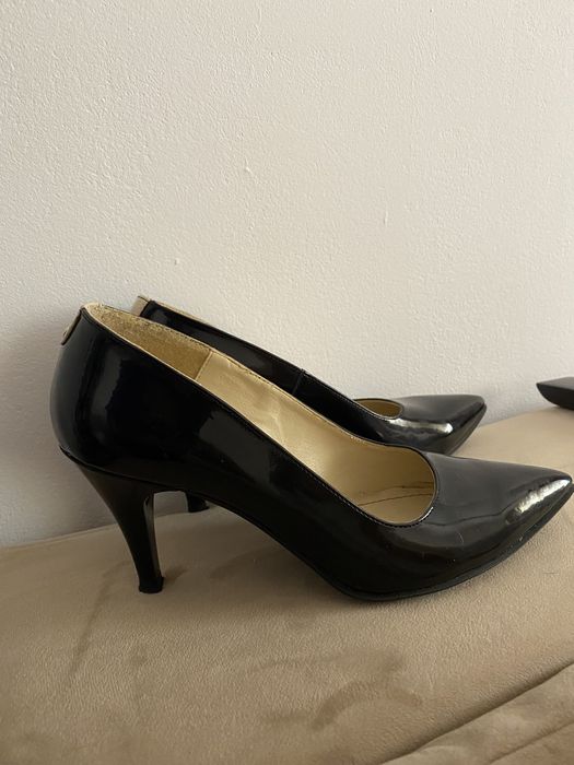Pantofi stiletto negri