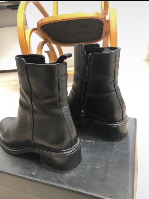 Ghete dama Anna Cori