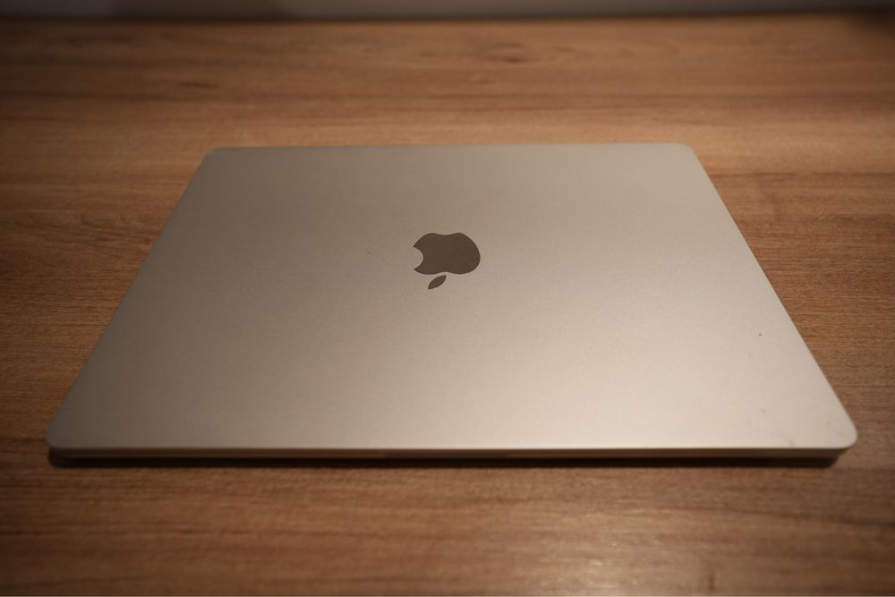 Macbook M3 Air 15”, 16GB Ram, 256GB SSD