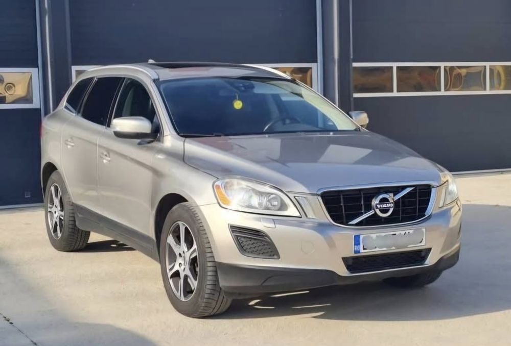 Vând Volvo xc60, an 2012
