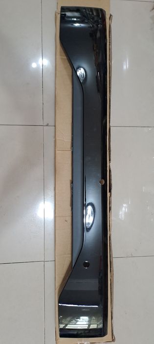 Панель на крышку багажника Mitsubishi Montero Sport K96