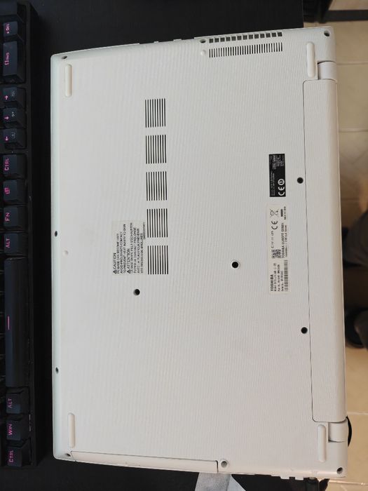 Лаптоп Тoshiba Satellite L50-C-22L 15.6"