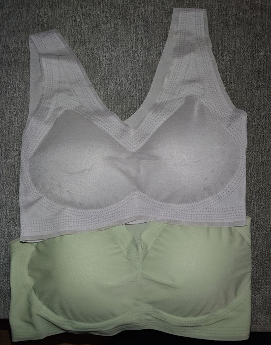 НОВИ сутиени р-р М умалени