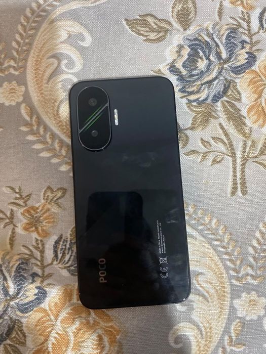 Описание Poco F7 12/512
