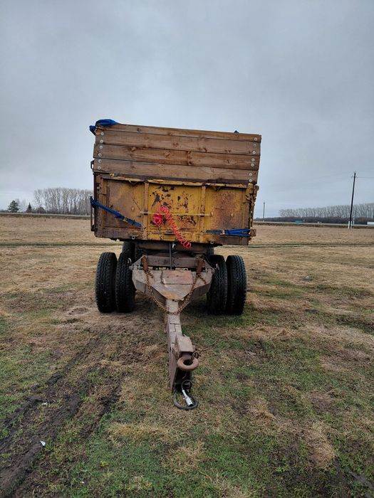 Продам прицеп самосвал