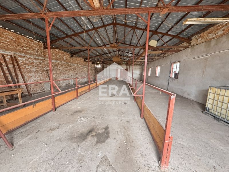 Продава се Склад в с. Семерджиево, Област Русе - 530 кв.м за 429 €/кв.м - Снимка #8