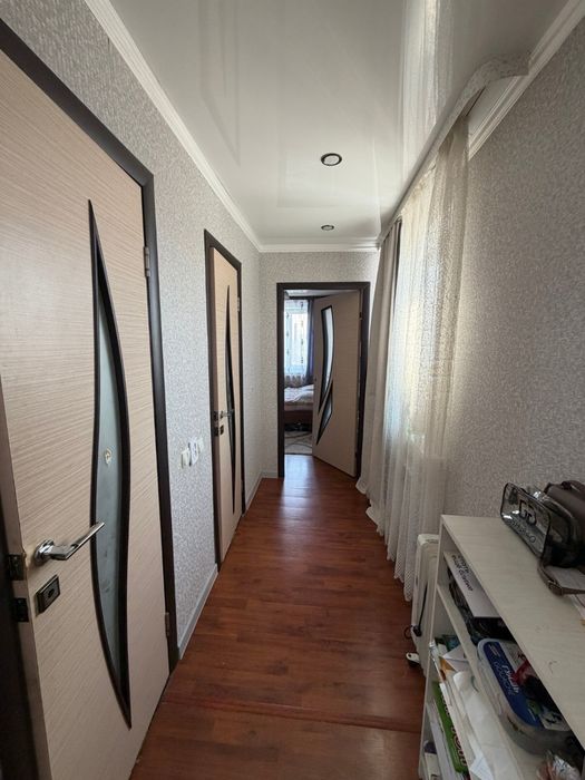 В продаже 2х ком квартира 4/5