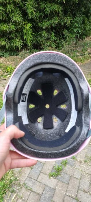 Casca Triple 8 Little Tricky Jr Pink Rubber