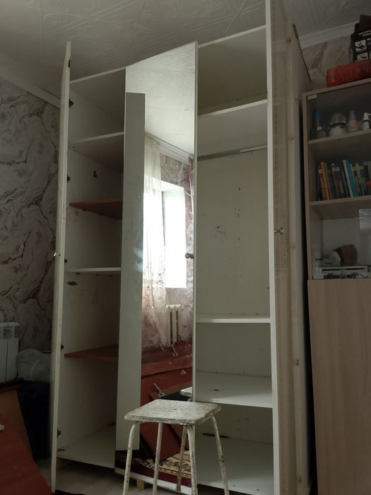 Шкаф для одежды бу