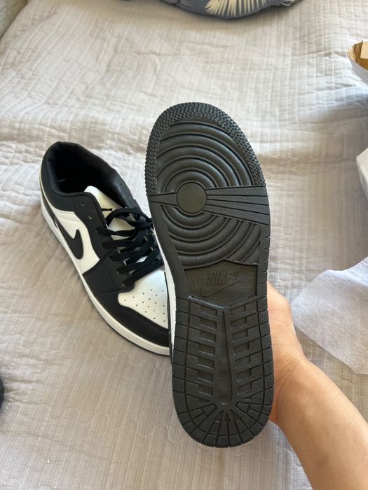 Кроссовки AJ1 Low-Top черные,новые