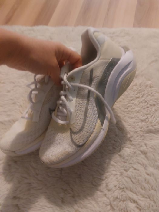 Дамски маратонки найк, nike